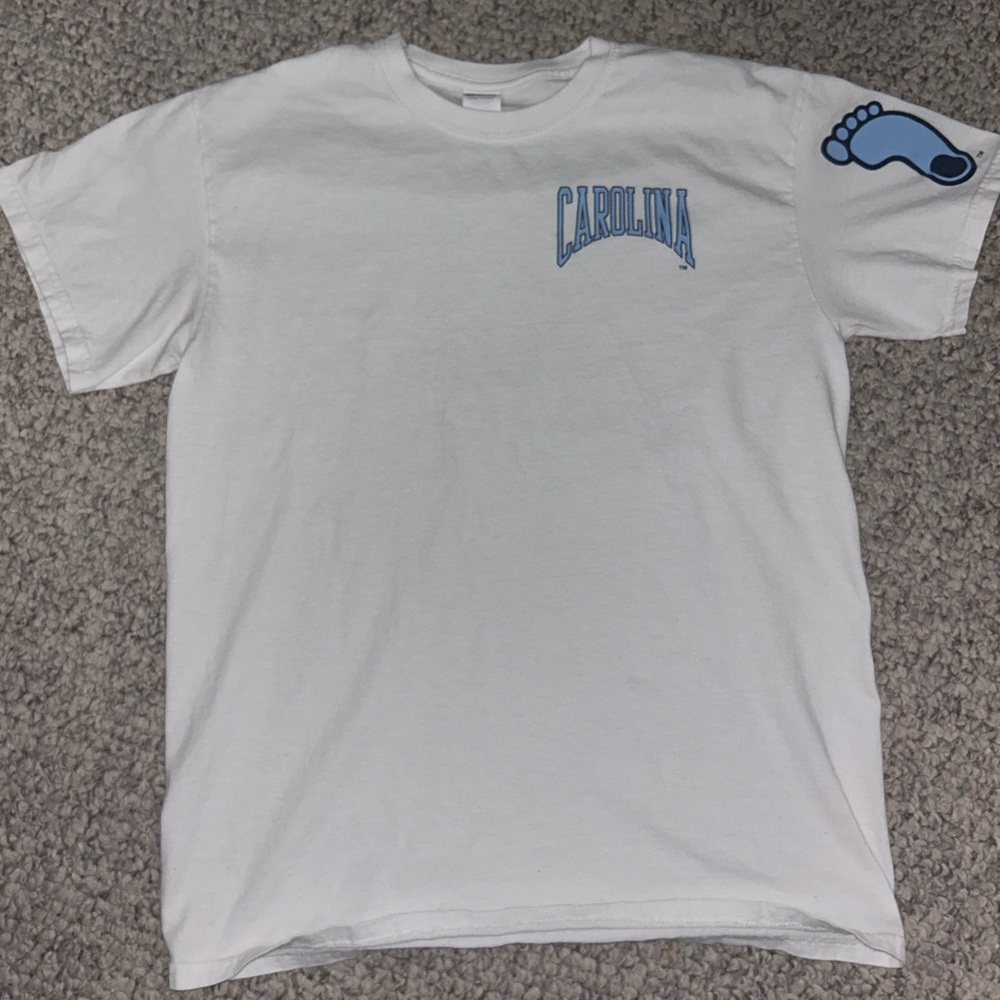 UNC Chapel Hill (North Carolina) Tar Heels T-Shirt, Size M Unisex